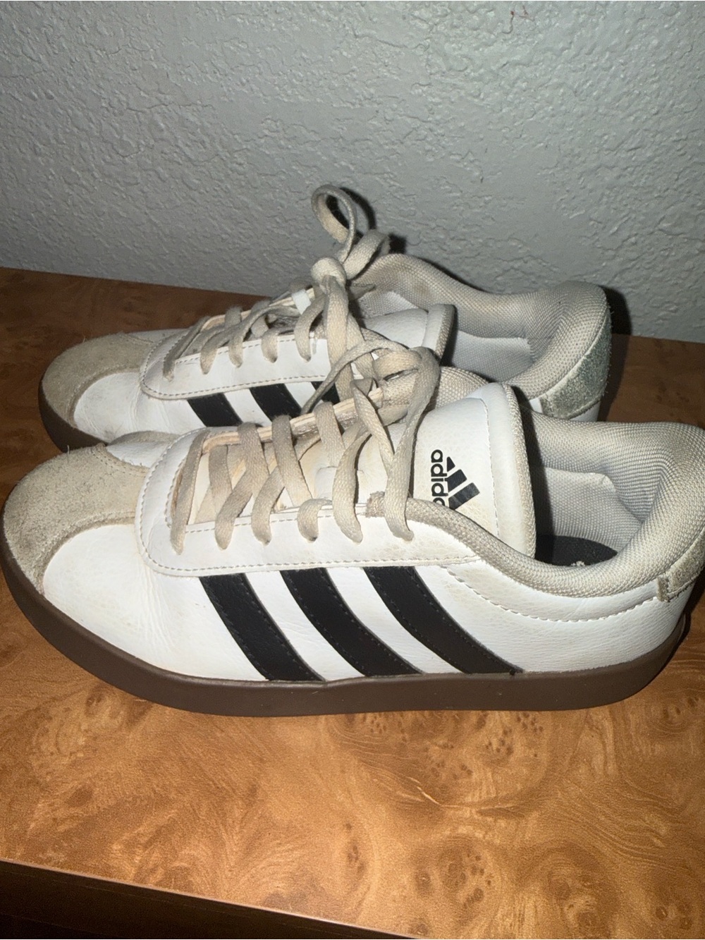 adidas Men’s White Sneakers with Black Stripes and Brown Sole